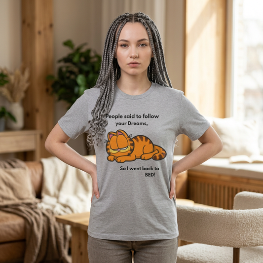 Garfield "Follow Your Dreams" Sleepy Cat T-Shirt